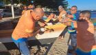 Instituto Onda Azul realiza cerimônia de entrega do primeiro barco de pesca artesanal em São Pedro