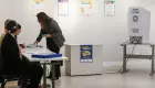 Colinha em papel e sem celular: saiba o que pode entrar na cabine