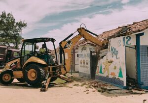 Quiosques da Praia das Conchas, em Cabo Frio, serão demolidos no final do mês