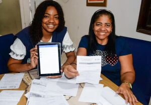 Agentes comunitários de saúde de Arraial do Cabo utilizam tablets para aprimorar atendimento