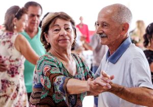 Cabo Frio terá baile em comemoração ao dia do idoso nesta terça (1)