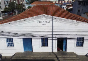 Mostra de Arte Caiçara segue no Charitas, em Cabo Frio, até o dia 15 de maio