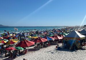 Verão em Cabo Frio: secretário prevê três milhões de turistas e impacto de R$ 1,8 bilhão na economia