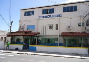 Em Cabo Frio, Rui Barbosa anuncia novas vagas para o 1&ordm; ano do Ensino Médio