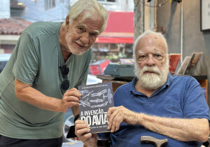 Aos 93 anos, escritor Joaquim Bento Ribeiro Dantas lança livro que conta história da aviação