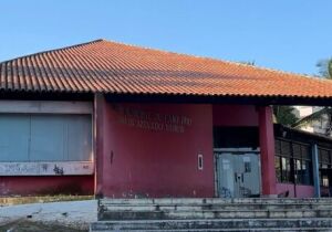 Teatro Municipal de Cabo Frio sob o signo da incerteza; prefeitura mantém o silêncio