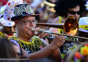 Jessé Menezes (1973-2026): um dos fundadores do bloco Parókia deixa legado de música e alegria
