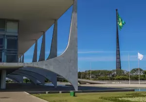 Frente de prefeitos apresenta carta com propostas aos presidenciáveis