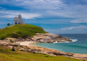 Saquarema reúne municípios para discutir desafios e propostas unificadas para o turismo

