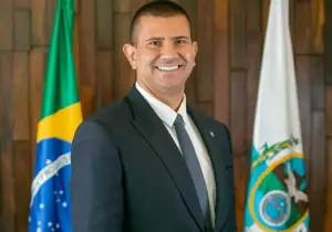 TSE homologa desistência de Garotinho e decreta vitória de Douglas Ruas ao governo do Rio