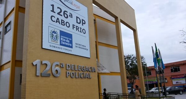 Homem acusado de crimes de estelionato e formação de quadrilha é preso em Cabo Frio