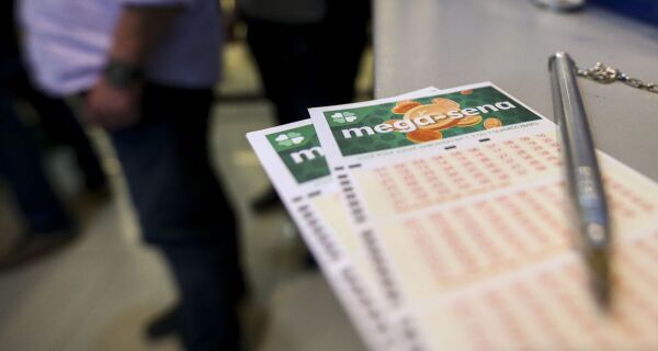 Mega-Sena acumula e próximo concurso deve sortear R$ 100 milhões