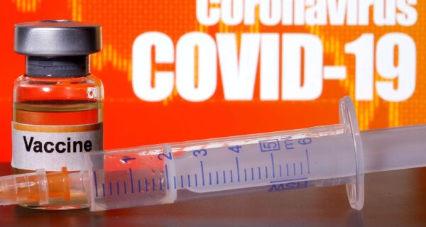 Pfizer e BioNTech afirmam que sua vacina contra covid-19 é 90% eficaz