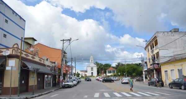 São Pedro da Aldeia restringe funcionamento do comércio, após ocupação total de leitos de Covid