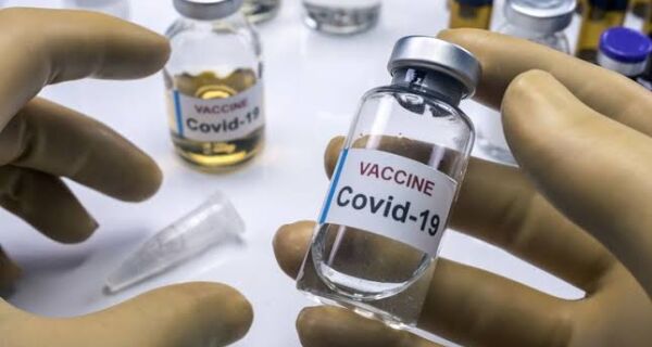 Vacina da Oxford-Fiocruz é segura, aponta CTN-Bio