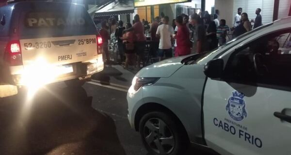Feriado de Carnaval em Cabo Frio é marcado por aglomerações pela cidade