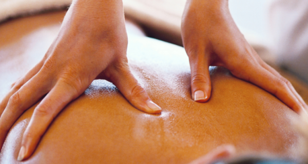 Massagens despertam interesse dos cariocas para tratar problemas físicos e emocionais