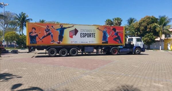 "Container do Esporte" chega à praça de São Cristóvão