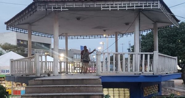 Prefeitura de Cabo Frio inicia revitalização do coreto da Praça Porto Rocha