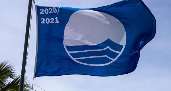 Praia do Peró, em Cabo Frio, terá novo hasteamento da Bandeira Azul nesta quinta (25)