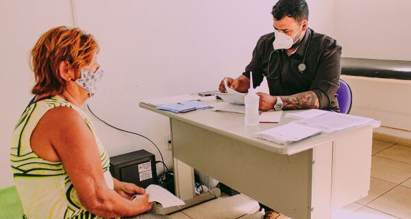 Pacientes com sintomas leves de gripe devem procurar postos de saúde nos bairros em Cabo Frio