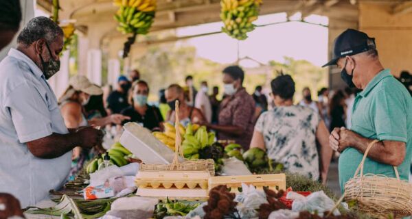 Shopping Park Lagos, em Cabo Frio, recebe edição comemorativa de um ano da Feira do Produtor Rural