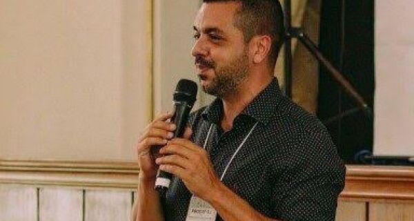 Carlos Cunha deixa comando da Secretaria de Turismo de Cabo Frio