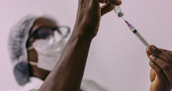 Cabo Frio abre vacinação contra gripe Influenza para população em geral 