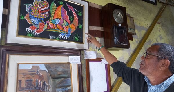 Jóias da arte: pequeno antiquário de Cabo Frio guarda preciosidades de Scliar, Carybé e Volpi 