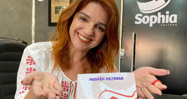 Andréa Rezende reúne sensações e experiências antagônicas em livro de poesia
