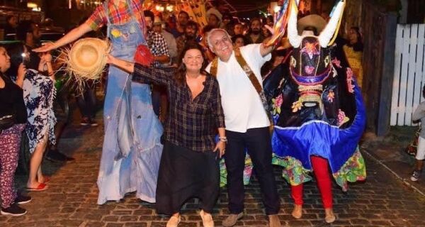 Encontro de Cultura Popular Buziana reúne artistas, exposições e shows que celebram o Brasil