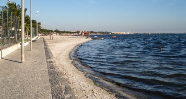 MPF questiona Prolagos, Volendam e Prefeitura de Arraial sobre despejo de esgoto na Lagoa