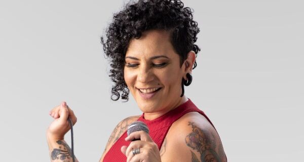 Juliana Feliciano apresenta show em homenagem às mulheres no Sunset Boulevard