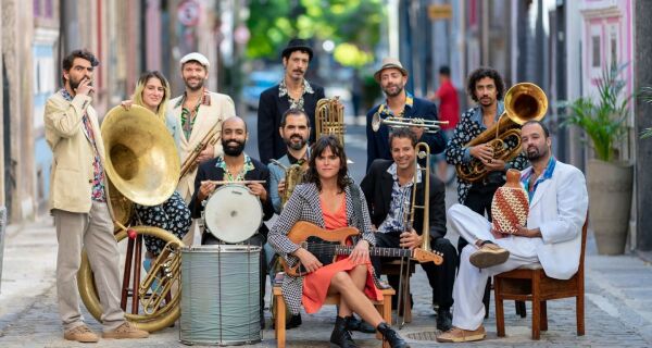 Orquestra Voadora estará no Rio das Ostras Jazz & Blues Festival