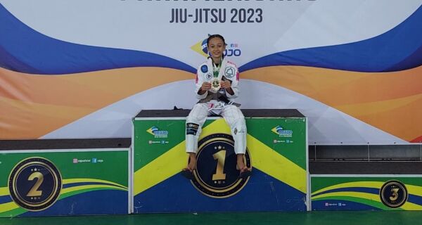 Gabi Yamaguchi é campeã pan-americana pela Confederação Brasileira de Jiu-jítsu Olímpico
