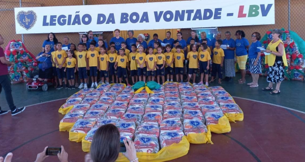 LBV entrega 205 cestas de Natal para famílias de Cabo Frio 
