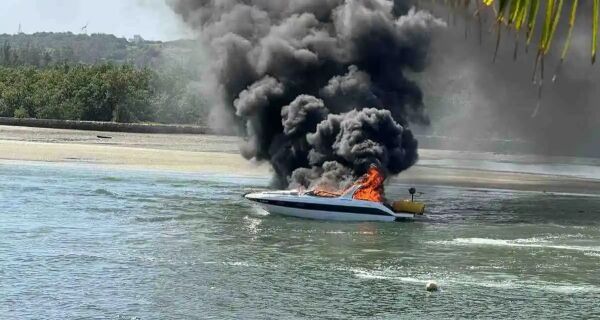 Explosões de lanchas viram alvo de audiência pública nesta sexta (21) em Cabo Frio