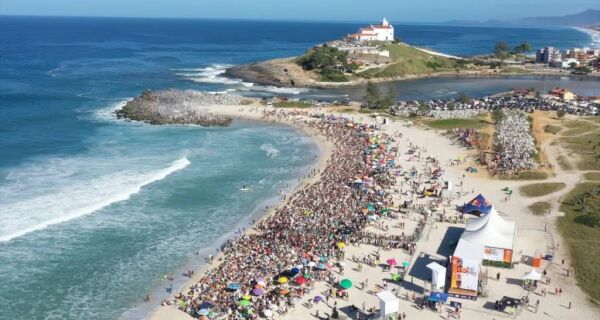 Mundial de Surf começa neste fim de semana em Saquarema