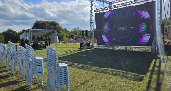 Comunidades Quilombolas de Cabo Frio recebem projeto de Cinema Ao Ar Livre 