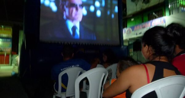 Projeto Cinema na Rua leverá exibições a praça de São Cristóvão e Jardim Esperança, em Cabo Frio