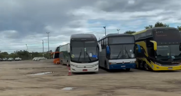 Mudanças no acesso de ônibus de turismo em Cabo Frio pegam trade de surpresa