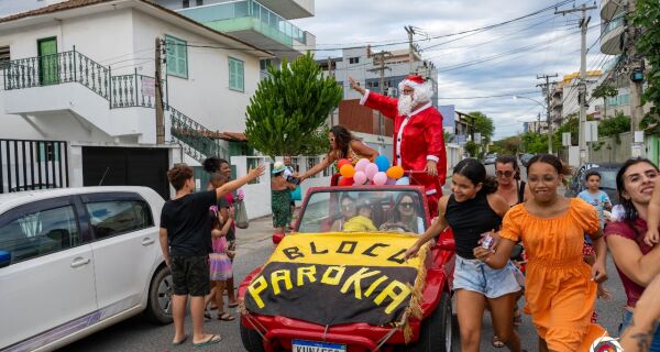 Papai Noel do Parókia celebra a magia do Natal com mais de 200 crianças 