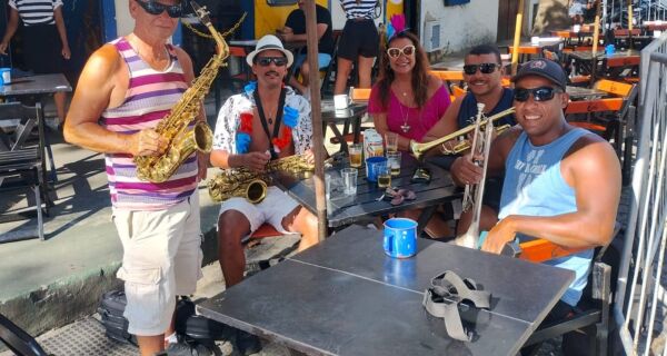 Folia em Cabo Frio: Sunset Boulevard tem edição de carnaval nesta quinta-feira (6)