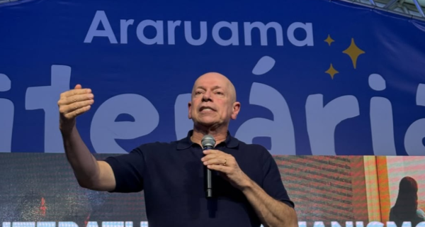 Em Araruama, Leandro Karnal fala à Folha dos Lagos sobre literatura, humanismo e cidadania