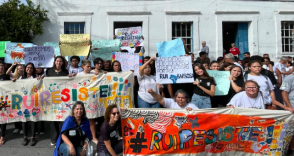 Ameaça de fechamento do Colégio Rui Barbosa volta a assombrar comunidade escolar de Cabo Frio