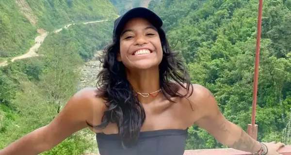 Corpo de turista brasileira é resgatado de cratera na Indonésia