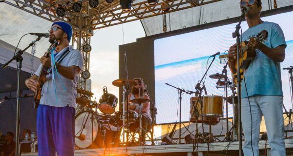 Sesc: Azul Puro Azul e Ramona Rox abrem shows de Samuel Rosa e Barão Vermelho em Cabo Frio