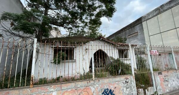 Depois do galpão do sal, casa de Edilson Duarte deve ser demolida em Cabo Frio