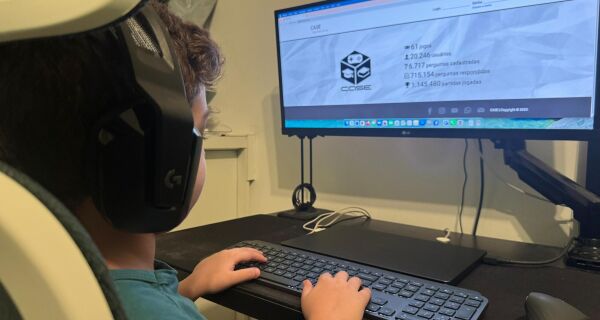 Estudantes de Arraial do Cabo somam mais de 9 mil partidas em uma semana de aprendizado gamificado