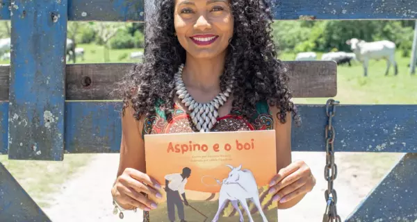 'Círculo de Leitura no Mart' recebe Gessiane Nazario para a última edição do ano